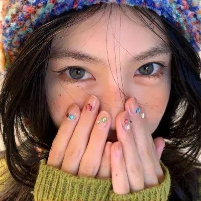 我才不要和人类恋爱呢