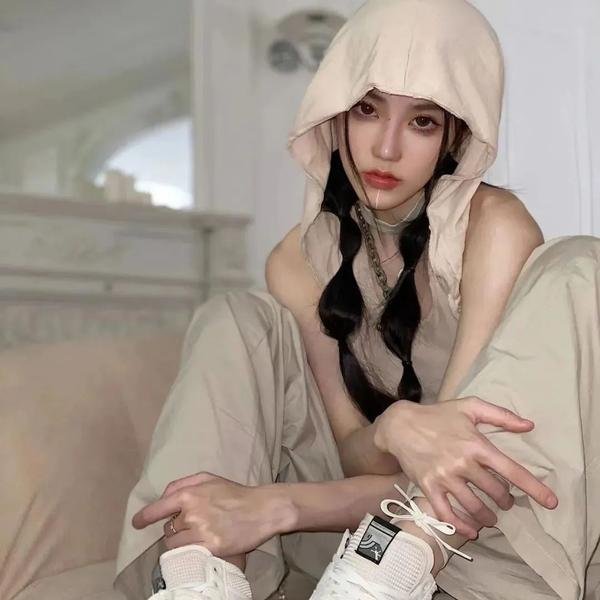 俏探女娇娃